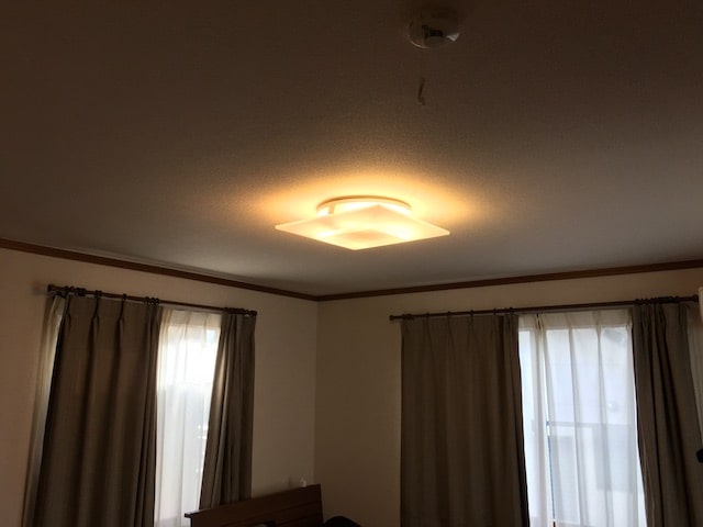 寝室の照明
